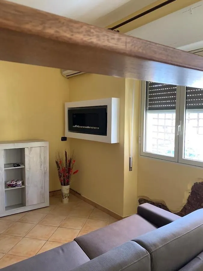 Casa Vacanze Per Sette Persone 8 Km Dal Mare. Iglesias Appartement
