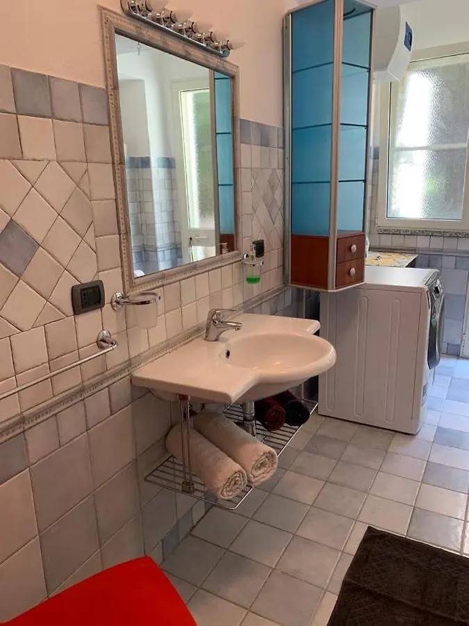 Appartement Casa Vacanze Per Sette Persone 8 Km Dal Mare. Iglesias