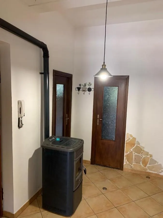 Casa Vacanze Per Sette Persone 8 Km Dal Mare. Iglesias